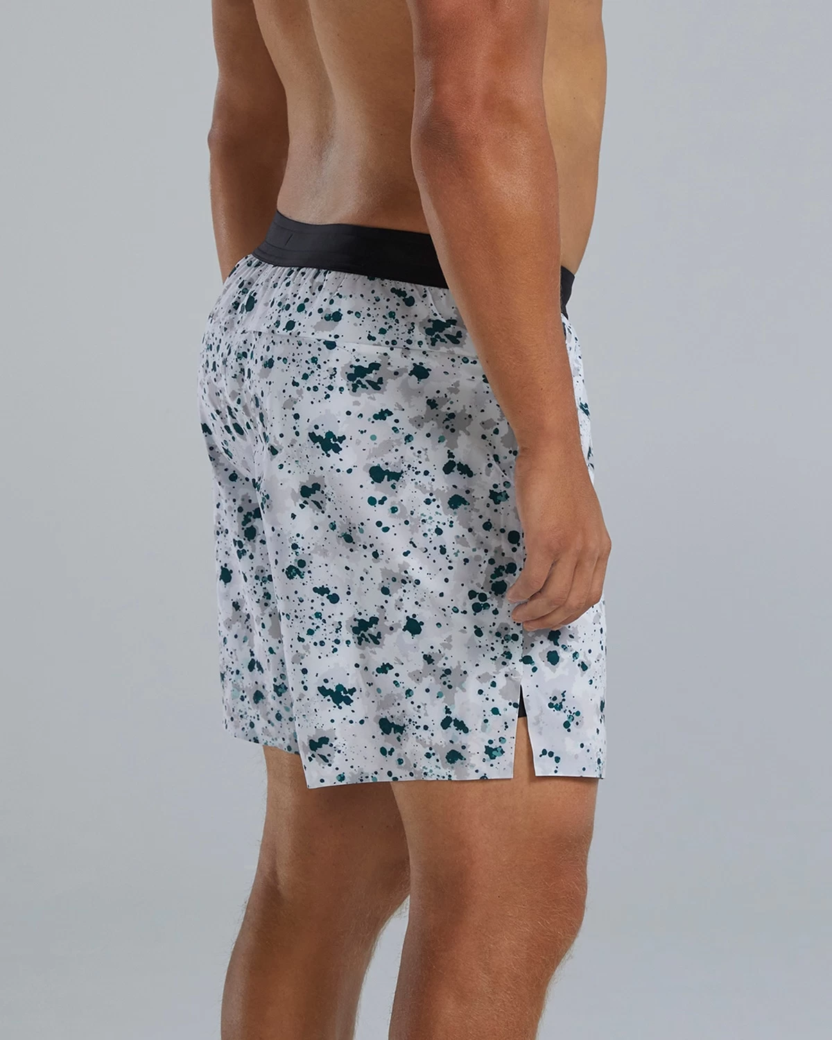 TYR Hydrosphere™ Men's Lined 7" Unbroken Big Logo Shorts - Fleck 6 TYR Hydrosphere™ Men's Lined 7" Unbroken Big Logo Shorts - Fleck - Image 4