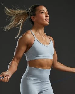 TYR Base Kinetic™ Women's V-Neck Sports Bra - Heather 21 TYR Base Kinetic™ Women's V-Neck Sports Bra - Heather -Tyr FGVSH3A 254 alt09