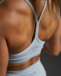 TYR Base Kinetic™ Women's V-Neck Sports Bra - Heather 22 TYR Base Kinetic™ Women's V-Neck Sports Bra - Heather -Tyr FGVSH3A 254 alt10