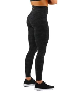 TYR Base Kinetic™ Women's High-Rise Full Length Leggings- Blackout Camo 16 TYR Base Kinetic™ Women's High-Rise Full Length Leggings- Blackout Camo -Tyr FTFMRB3A 001 alt05