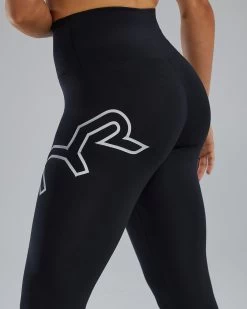 TYR Base Kinetic™ Women's High-Rise 3/4 Logo Leggings - Solid 16 TYR Base Kinetic™ Women's High-Rise 3/4 Logo Leggings - Solid -Tyr FTTHRL3A 001 alt07