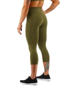 TYR Base Kinetic™ Women's High-Rise 3/4 Leggings - Solid 24 TYR Base Kinetic™ Women's High-Rise 3/4 Leggings - Solid -Tyr FTTMRS3A 932 alt03