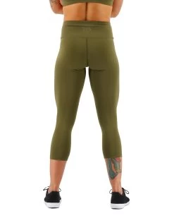 TYR Base Kinetic™ Women's High-Rise 3/4 Leggings - Solid
