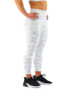 TYR Base Kinetic™ Women's High-Rise 3/4 Leggings - Whiteout Camo -Tyr FTTMRW3A 100 alt06