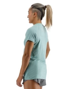 TYR ClimaDry™ Women's Raglan Tee - Solid / Heather -Tyr FTTRSO3A 985 alt04