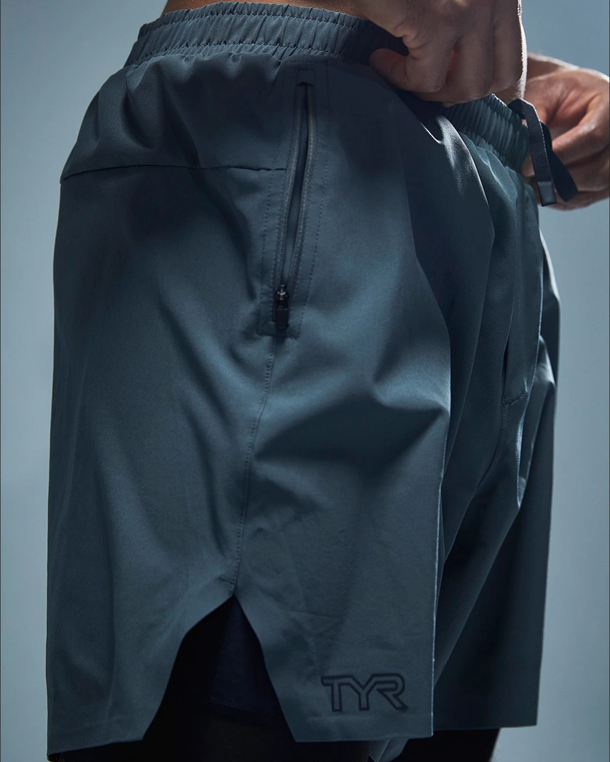 TYR Hydrosphere™ Men's Lined 6" Momentum Shorts - 13 TYR Hydrosphere™ Men's Lined 6" Momentum Shorts - - Image 11