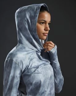 TYR SunDefense™ Women's Vented Hooded Shirt - Turbulent -Tyr PLHTUR7A 988 alt10