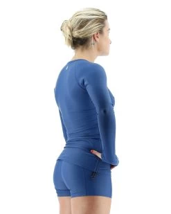 TYR Women's Belize Long Sleeve Rashguard - Solid -Tyr SWFNL7A 139 alt05