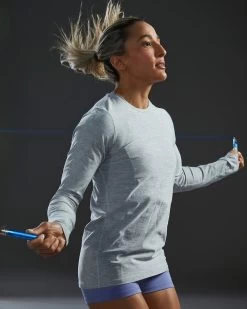 TYR Airtec™ Women's Long Sleeve Tee - Solid -Tyr fptlso3a 254 alt07