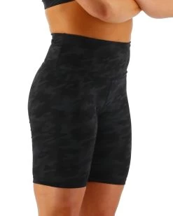 TYR Base Kinetic™ Women's High-Rise 8" Shorts - Blackout Camo -Tyr ftehsb3a 001 alt06 5