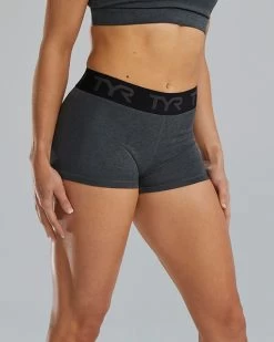 TYR Base Kinetic™ Women's 2" Mid-Rise Logo Short -Tyr ftmrsl3a 255 alt04