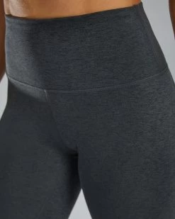 TYR Base Kinetic™ Women's High-Rise 3/4 Leggings - Solid 38 TYR Base Kinetic™ Women's High-Rise 3/4 Leggings - Solid -Tyr fttmrs3a 255 alt07