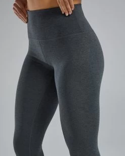 TYR Base Kinetic™ Women's High-Rise 3/4 Leggings - Solid 39 TYR Base Kinetic™ Women's High-Rise 3/4 Leggings - Solid -Tyr fttmrs3a 255 alt08