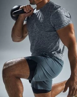 TYR Hydrosphere™ Men's Lined 7" Unbroken Shorts - Solid 30 TYR Hydrosphere™ Men's Lined 7" Unbroken Shorts - Solid -Tyr muslso3a 927 alt09