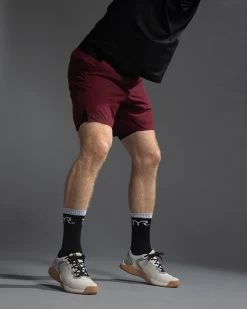 TYR Hydrosphere™ Men's Unlined 7" Unbroken Shorts - Solid -Tyr mususo3a 934 alt07 1